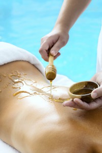 Russische Honig-Zimt-Massage